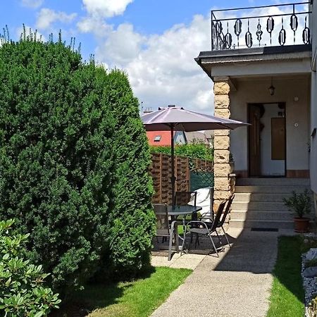 Apartmán Milena Jicin Exterior foto