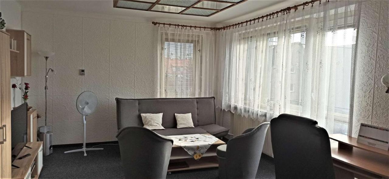 Apartmán Milena Jicin Exterior foto