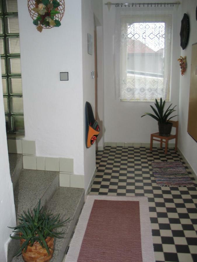 Apartmán Milena Jicin Exterior foto